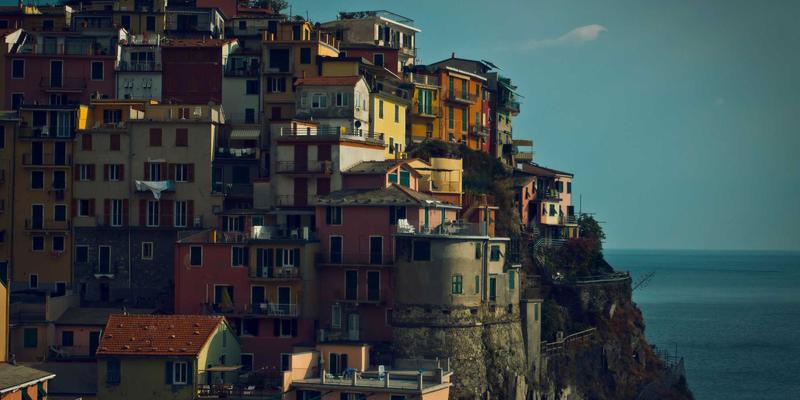 深圳留学生如何有效缓解跨文化压力？专业情绪管理与情感服务指南